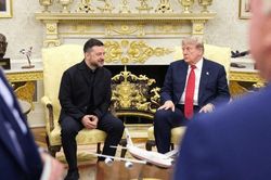 Ảnh ấn tượng: Mỹ liên tiếp đón lãnh đạo Ukraine và Israel, Peru có nữ nguyên thủ đầu tiên, châu Âu 'chao đảo' vì khủng hoảng di cư