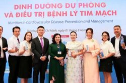 Dinh dưỡng giữ vai trò trung tâm trong phòng ngừa và điều trị bệnh tim mạch