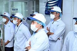 Hạ Long Canfoco mời Nhà phân phối tham quan nhà máy sau khi tái sản xuất