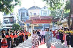 Lạng Sơn sẽ giảm 288 trường c&ocirc;ng lập, hơn 400 c&aacute;n bộ gi&aacute;o dục