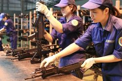 Quân đội tìm những 'bàn tay vàng' hiện đại hóa vũ khí