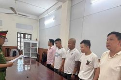 Nhóm xe ôm dàn cảnh cướp tài sản của hai du khách nước ngoài ở Hội An