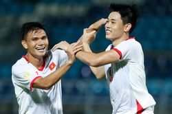 Chuyên gia dự đoán tuyển Việt Nam hòa Indonesia 1-1, giành vé đi tiếp