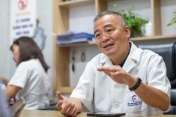 PGS Nguyễn Lân Hiếu đưa ra lời khuyên về căn bệnh ở gan cả triệu người Việt mắc