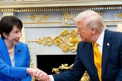 Tổng thống Trump quyết định giúp Nhật Bản 'giải cứu' đồng yên