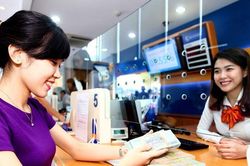 Dòng tiền bắt đáy lan tỏa, FPT tăng trần, MBB bứt phá, VN-Index tăng hơn 27 điểm
