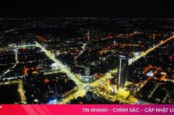 Thành Sen vào đêm - lung linh sắc màu, rộn ràng nhịp sống