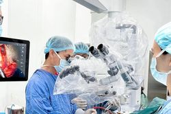Bệnh viện hạng đặc biệt cơ sở Ninh Bình khẳng định 'cánh tay nối dài' hiệu quả