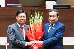 Quốc hội bỏ phiếu phê chuẩn việc bổ nhiệm Bộ trưởng Bộ Nội vụ với ông Nguyễn Tiến Hải