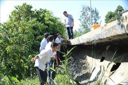An Giang khẩn trương khắc phục sạt lở hơn 20 m trên tuyến đường ĐH80