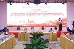 Hà Nội đặt mục tiêu xây dựng HĐND số, 100% kỳ họp 'không giấy'