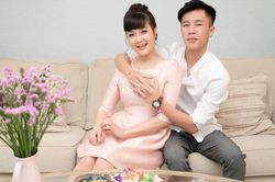 Vân Dung tái xuất cùng con trai Long Vũ