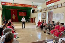 Điểm tựa vững chắc cho người cao tuổi
