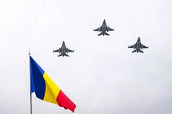F-16 Romania xuất k&iacute;ch sau vụ UAV Nga x&acirc;m nhập kh&ocirc;ng phận