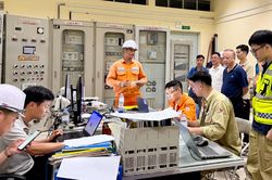 Tổng Công ty Điện lực miền Bắc đóng điện hệ thống pin lưu trữ năng lượng đầu tiên tại Bắc Ninh