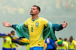 Arsenal sẵn sàng chi 80 triệu bảng nổ bom tấn Bruno Guimaraes biến hóa tuyến giữa