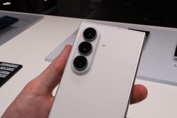 Cải tiến camera 200MP tr&ecirc;n Galaxy Z Fold8 Ultra: N&acirc;ng tầm trải nghiệm nhiếp ảnh gập