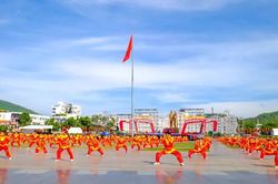 Gia Lai: Hàng trăm võ sinh đồng diễn võ cổ truyền tại Quảng trường Nguyễn Tất Thành