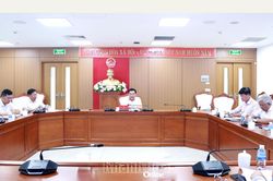 Th&agrave;nh lập tổ c&ocirc;ng t&aacute;c đặc biệt để th&aacute;o gỡ vướng mắc cho c&aacute;c dự &aacute;n điện hạt nh&acirc;n