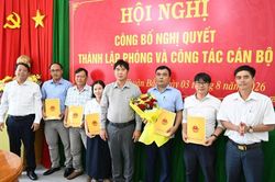 Xã Thuận Bắc công bố các quyết định về công tác cán bộ