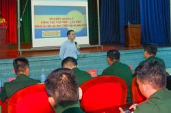 Văn phòng Bộ Quốc phòng bồi dưỡng nghiệp vụ văn thư - lưu trữ cho ban CHQS các xã thuộc Quân khu 2