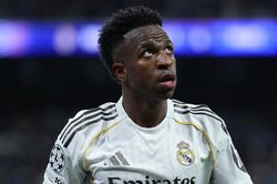 Arsenal sẵn sàng phá kỷ lục chuyển nhượng vì Vinicius Junior