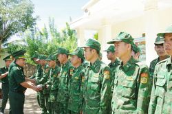 Biên phòng Lâm Đồng tăng cường lực lượng hỗ trợ xây dựng trường nội trú vùng biên