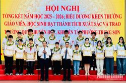 Phường Trung Sơn khen thưởng giáo viên, học sinh đạt thành tích xuất sắc năm học 2025-2026