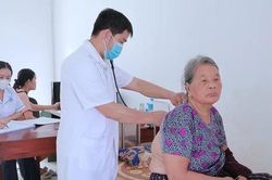 Yên Lập quan tâm chăm sóc sức khỏe Nhân dân