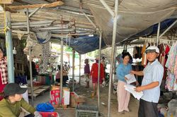 Kiên quyết dẹp ngôi chợ tự phát tồn tại nhiều năm ở Tuy Hòa