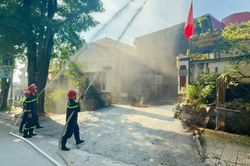 Thực tập phương án chữa cháy, cứu nạn cứu hộ cho nhân viên, người lao động các kho thuốc lá