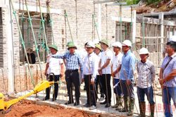 Chủ tịch UBND tỉnh: Dồn lực ho&agrave;n th&agrave;nh 7 trường nội tr&uacute; li&ecirc;n cấp v&ugrave;ng bi&ecirc;n giới trước thềm năm học mới 2026 - 2027
