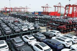 96% lượng ô tô nhập khẩu vào Việt Nam đến từ 3 thị trường