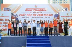 Hành trình xoa dịu di chứng chiến tranh