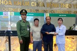 Nhặt gần 40 triệu đồng ở Bệnh viện Bạch Mai, người phụ nữ trả lại bệnh nhân Lào