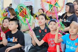 Bảo đảm tất cả trẻ em đều được đón Tết Trung thu