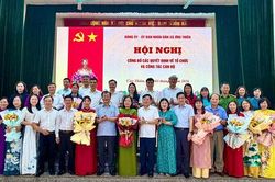 Ứng Thiên kiện toàn sắp xếp hệ thống trường học và cán bộ quản lý giáo dục