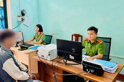 Xử phạt 12,5 triệu đồng một Tiktoker livestream cảnh 'bốc đầu' xe để câu view