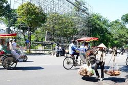 Nguyên nhân miền Bắc mưa lớn nhưng vẫn duy trì oi nóng
