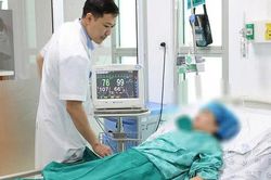 Vỡ gan, mất 2,5 l&iacute;t m&aacute;u sau tai nạn, người bệnh tho&aacute;t cửa tử nhờ phối hợp li&ecirc;n viện