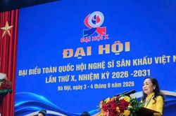 NSND Trịnh Thúy Mùi tái đắc cử Chủ tịch Hội Nghệ sĩ Sân khấu Việt Nam