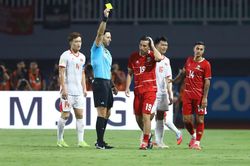 B&aacute;o Indonesia mổ xẻ thất bại trước Việt Nam