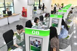 Vietcombank có 3 phó tổng giám đốc mới