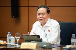 Chủ tịch Quốc hội:Hoạt động phổ biến, giáo dục pháp luật phải thực sự trở thành động lực xây dựng văn hóa thượng tôn Hiến pháp và pháp luật