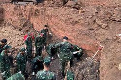 TP.HCM phát hiện thêm 2 vị trí mộ tập thể tại Công viên Lê Thị Riêng