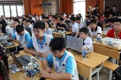 Khai mạc cuộc thi 'Robocon tỉnh Nghệ An' lần thứ I