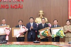 Quảng Ngãi: Trao Huân chương Lao động cho 4 đồng chí nguyên lãnh đạo tỉnh