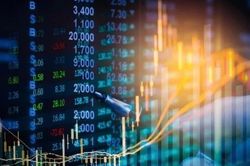 Chứng kho&aacute;n ng&agrave;y 4/8: Cổ phiếu bất động sản dẫn dắt, VN-Index tiến s&aacute;t mốc 1.780 điểm