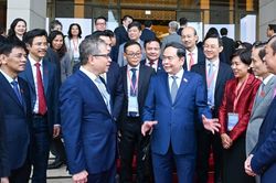 [Ảnh] Chủ tịch Quốc hội Trần Thanh Mẫn gặp mặt các Đại sứ, Trưởng cơ quan đại diện ngoại giao Việt Nam ở nước ngoài