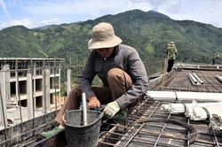 Nghệ An đẩy nhanh tiến độ xây dựng trường nội trú liên cấp tại xã Na Ngoi
